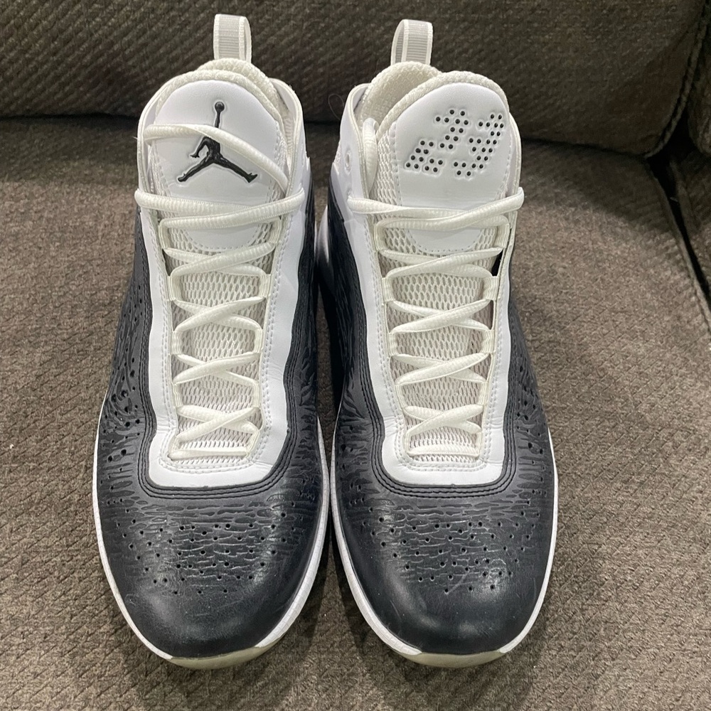 Air Jordan 2011